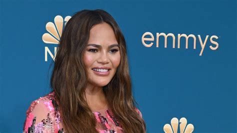 chrissy teigen abtreibung|Chrissy Teigen Opens Up About Life